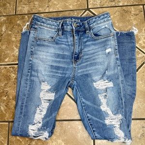 American Eagle Distressed super high Size 0 short